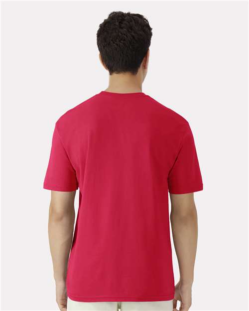 Gildan Unisex Light Cotton T-Shirt 3000