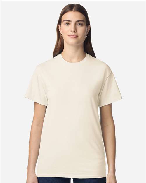 Gildan Unisex Light Cotton T-Shirt 3000